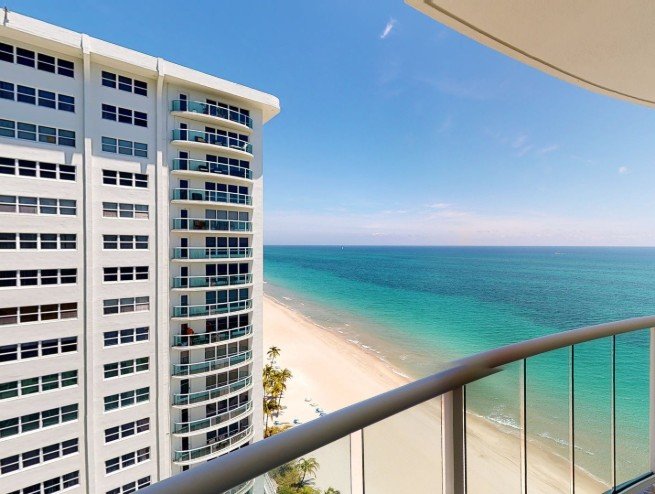 South Point Condominium
